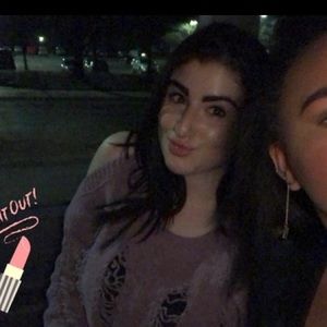 ✨3FOR$25✨ Purple distressed sweater